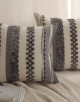 Coussin texturé gris et blanc écru 45x45 cm NEXUS