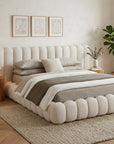 Lit coffre en tissu bouclette beige 180x200 cm GRETA