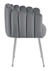 Chaise en velours gris pieds en métal argenté HAYDEN