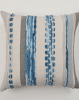 Coussin texturé bleu et blanc écru 45x45 cm NEXUS