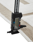 Tapis beige foncé à lettres beiges 160 x 230 cm KEZIA