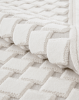 Tapis blanc écru effet moulure parisienne 154 x 230 cm LERIS